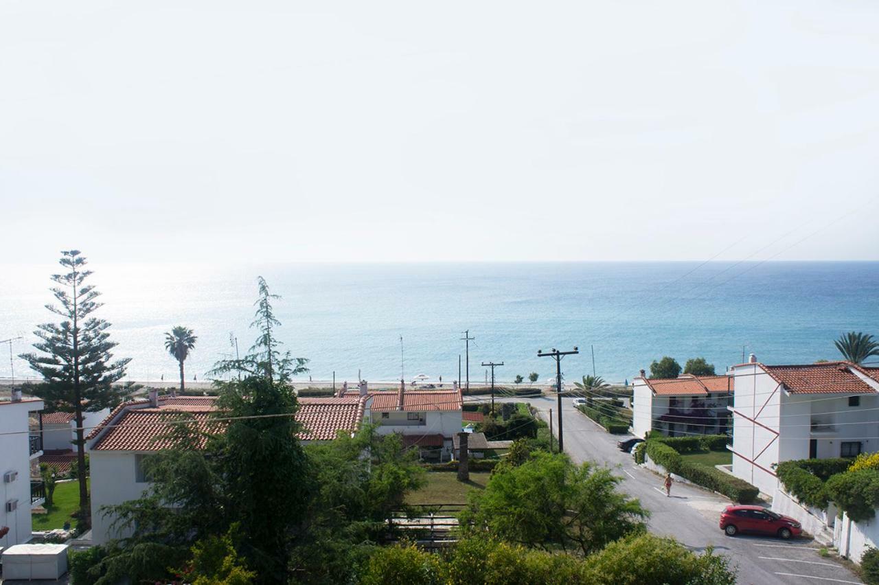 Possidi Aigaiopelagitika 2-floor beach house Kalandra Exteriör bild